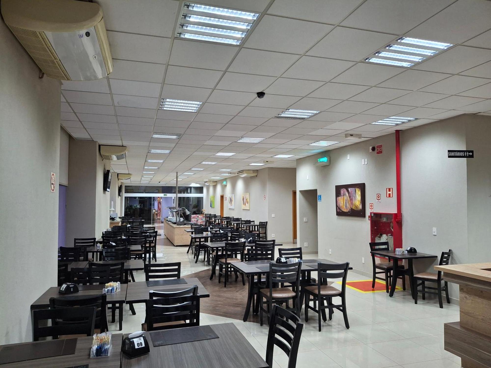 Onix Inn Hotel Cravinhos Zewnętrze zdjęcie