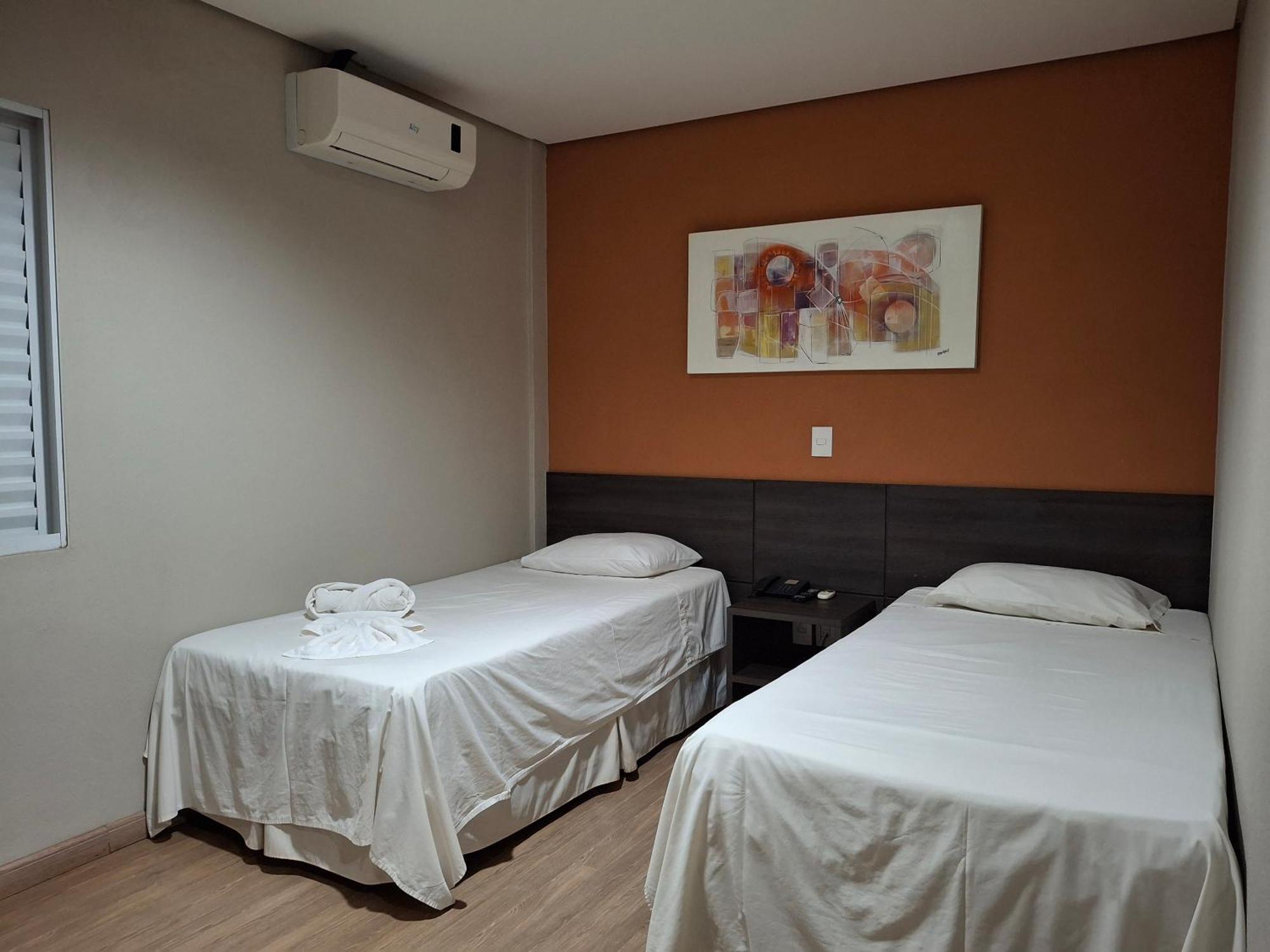 Onix Inn Hotel Cravinhos Zewnętrze zdjęcie