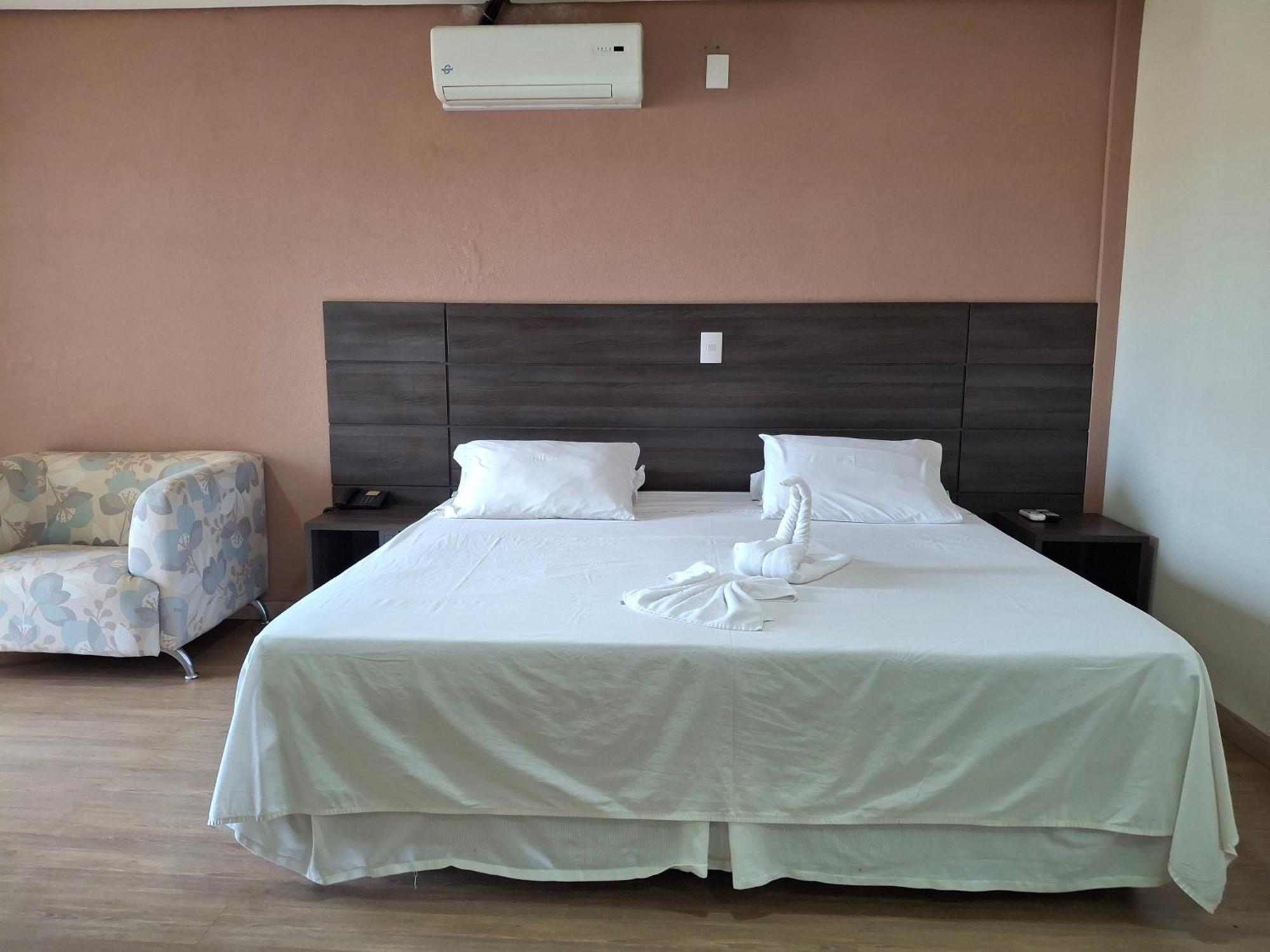 Onix Inn Hotel Cravinhos Zewnętrze zdjęcie